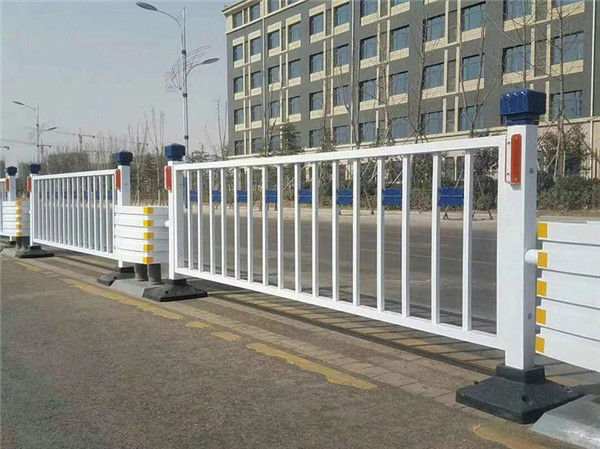 道路護(hù)欄